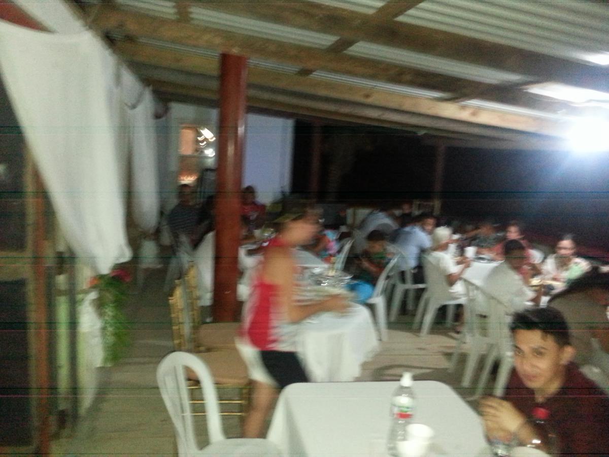 La Delphina Bed And Breakfast Bar And Grill La Ceiba Exterior foto