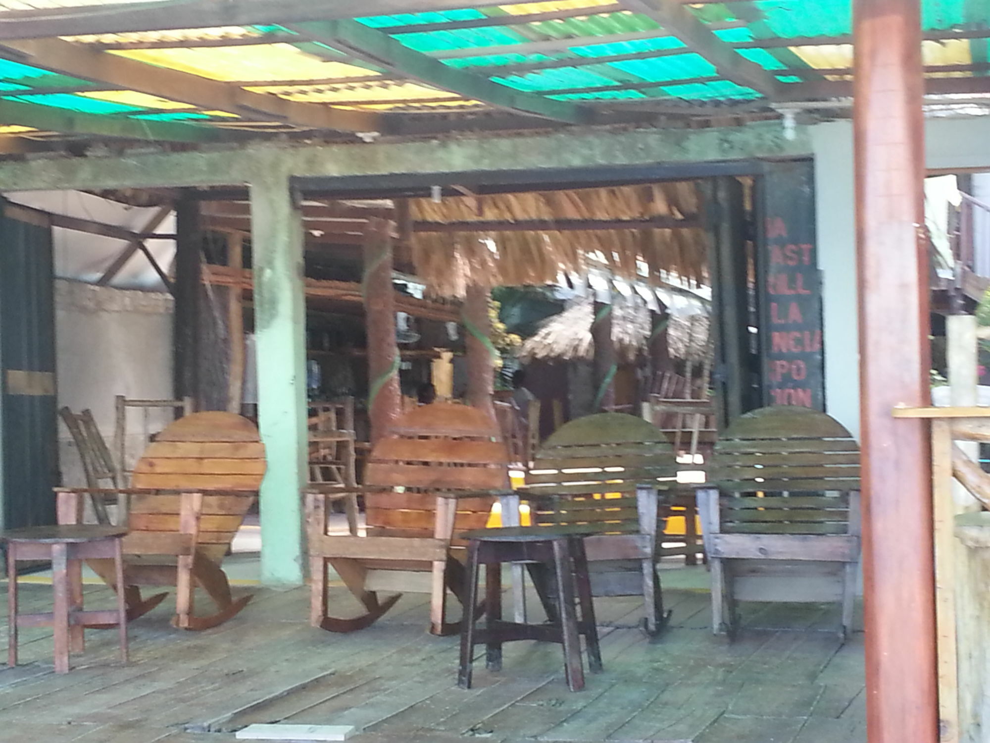 La Delphina Bed And Breakfast Bar And Grill La Ceiba Exterior foto